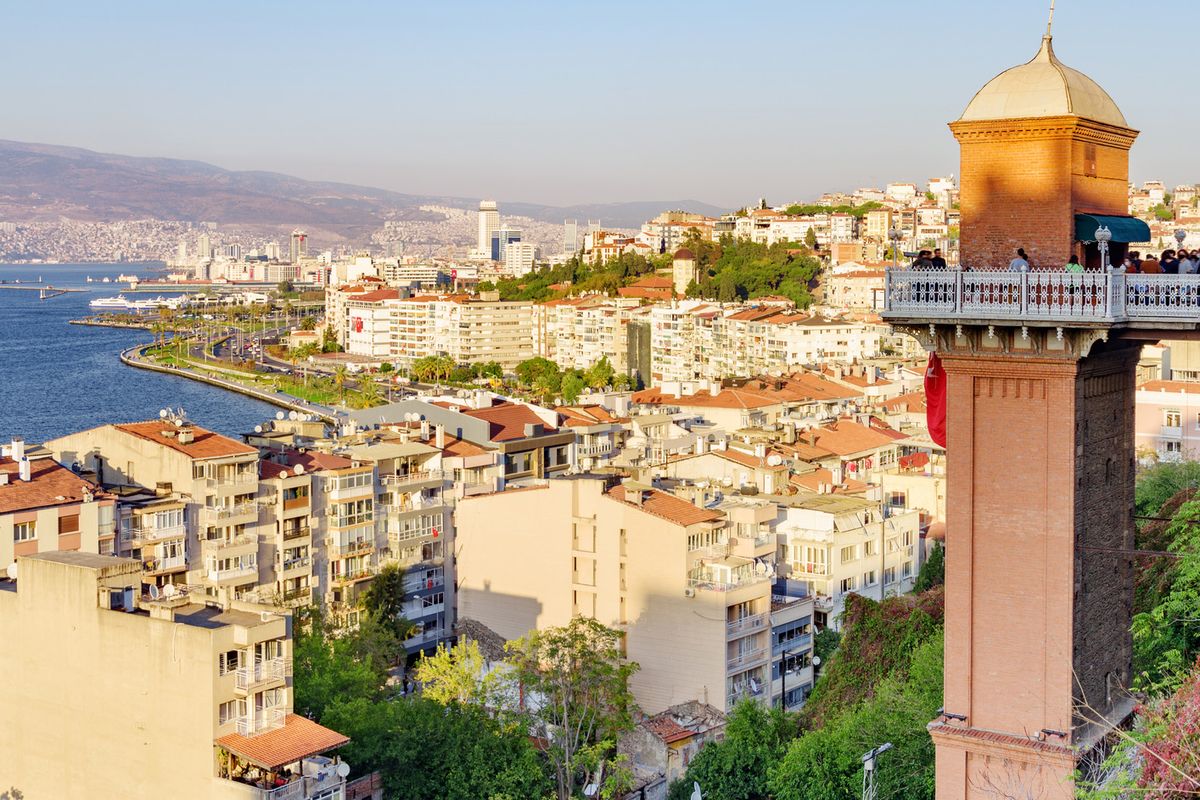 Izmir image